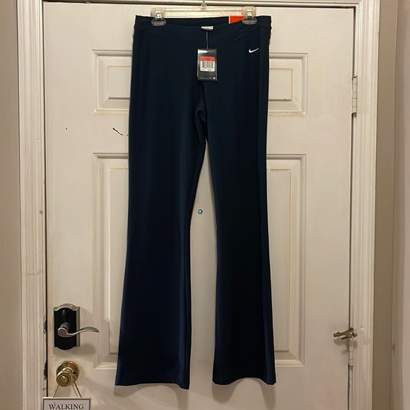 Nike Pants - NWT Nike Dri Fit Modern Fit pants